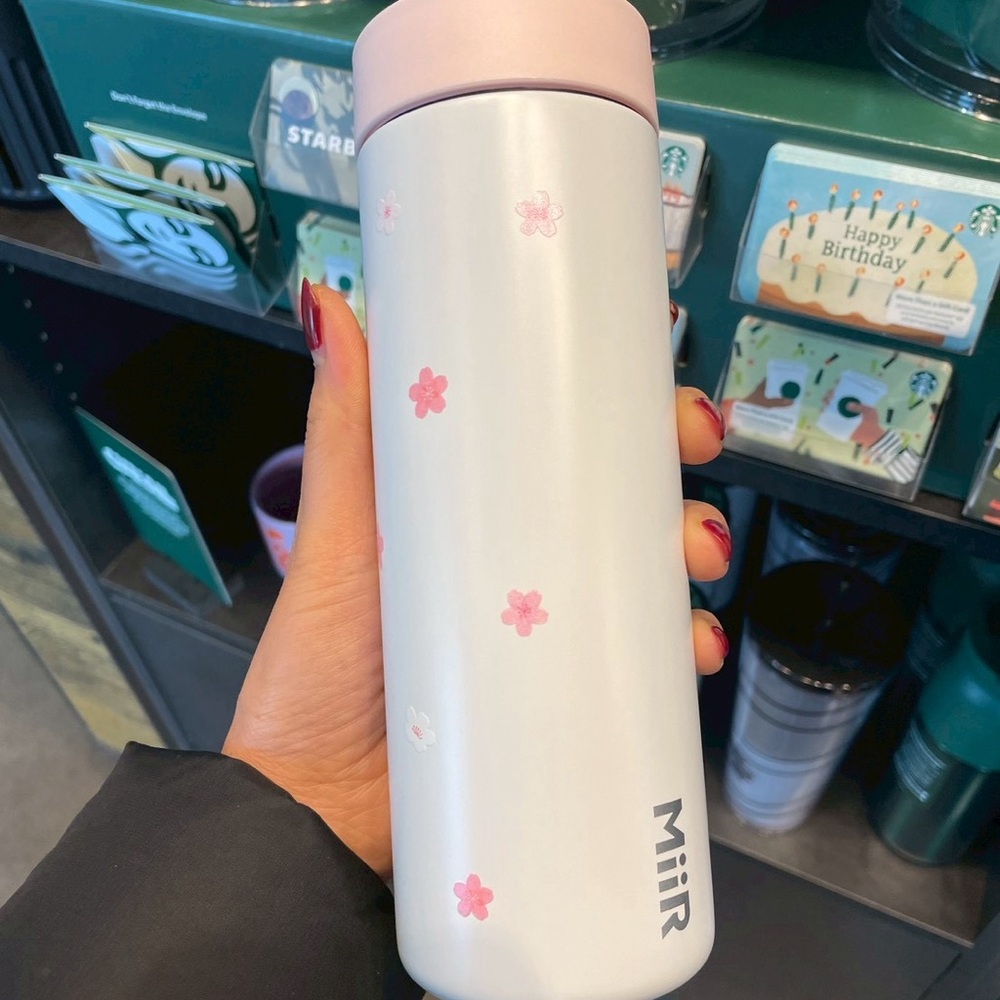 MiiR + Starbucks Cherry Blossom Pink 2026 bottle tumbler 16oz - Picture 2 of 5